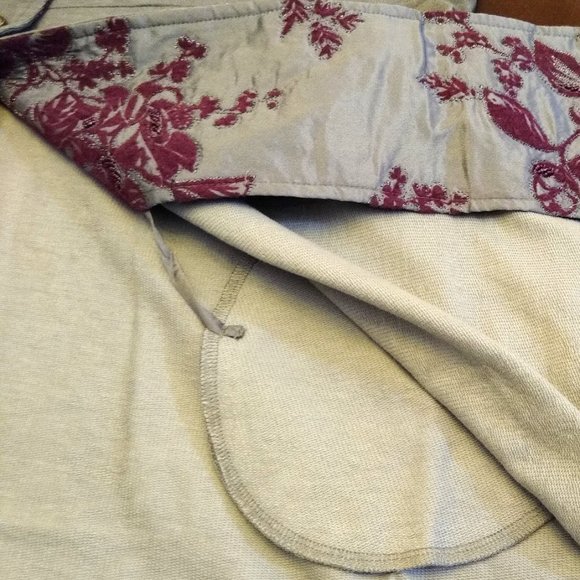 NWT Grandeur Jacket, Soft Surroundings, Gray with Mauve Flower pattern - Size M - Picture 10 of 15